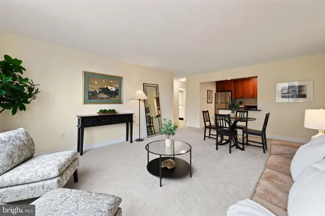$349,000 | 1325 18th Street Northwest, Unit 712, Washington, DC 20036