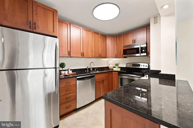 $349,000 | 1325 18th Street Northwest, Unit 712, Washington, DC 20036