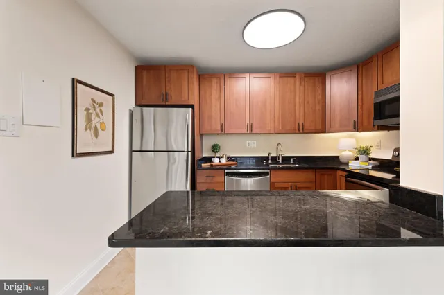 $349,000 | 1325 18th Street Northwest, Unit 712, Washington, DC 20036