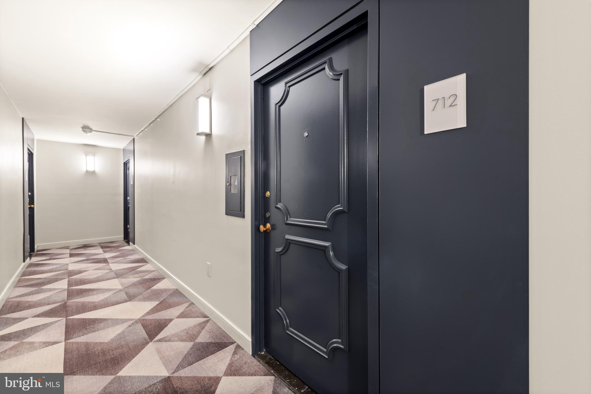 1325 18th Street Northwest, Unit 712 Washington, DC 20036 - Photo 4 of 34 Unit 712