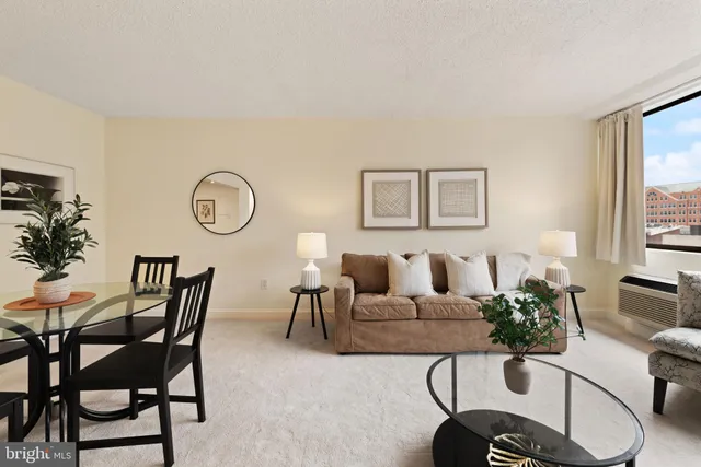 $349,000 | 1325 18th Street Northwest, Unit 712, Washington, DC 20036