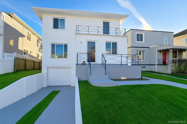 $799,000 | 540 East State Street, Long Beach, NY 11561