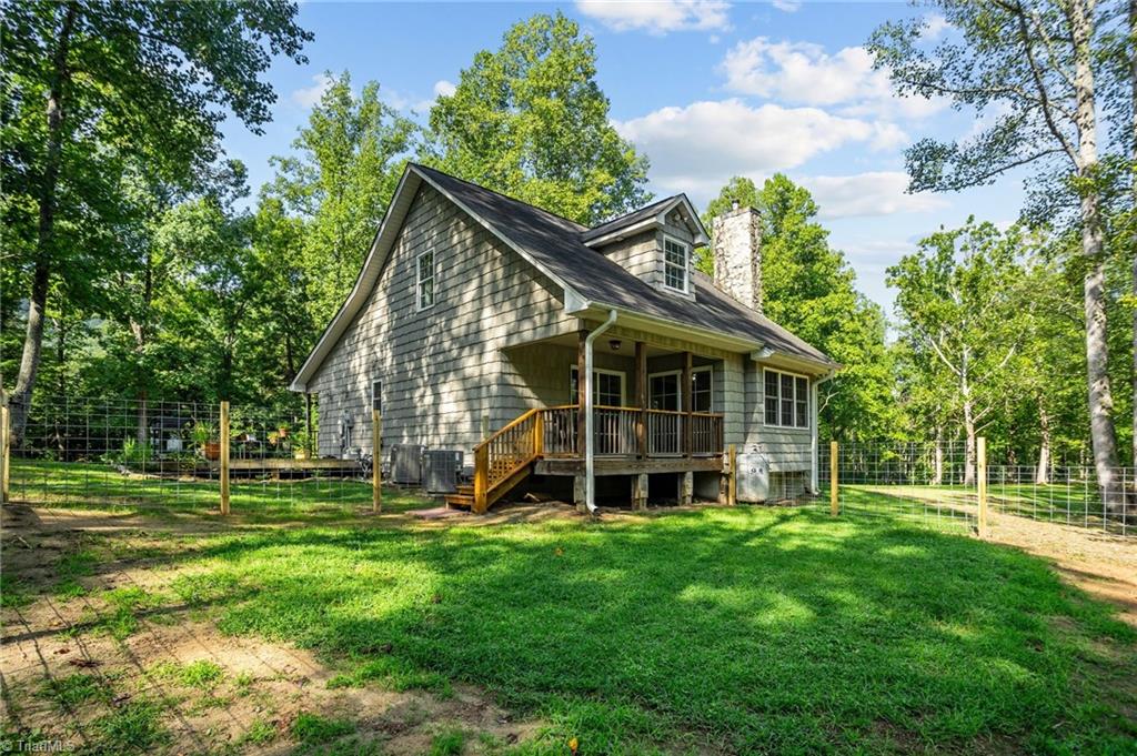 12140 Longbottom Road Traphill, NC 28685 - Photo 32 of 50 Gallery Image 32