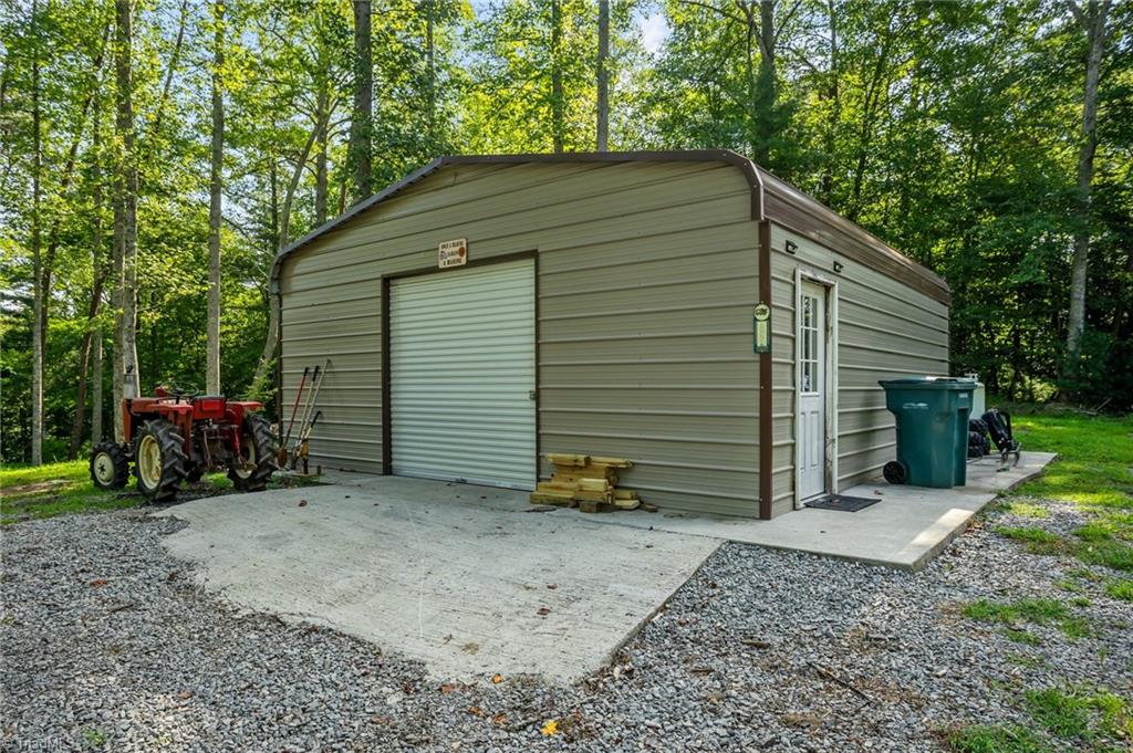 12140 Longbottom Road Traphill, NC 28685 - Photo 35 of 50 Gallery Image 35