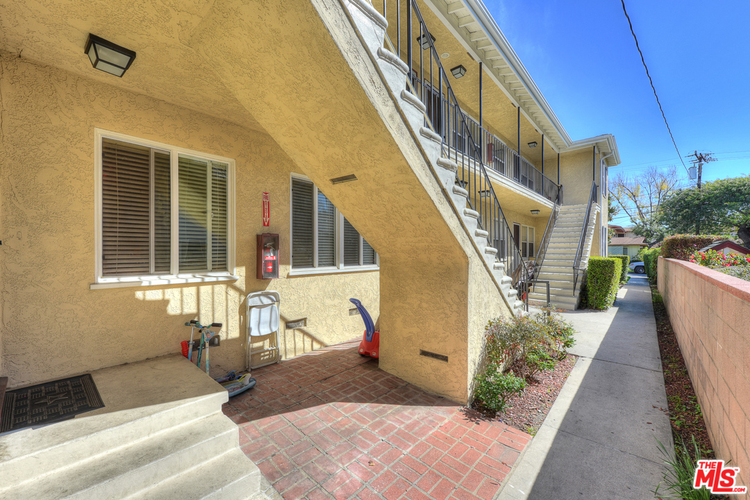 605 Windsor Road Arcadia, CA 91007 - Photo 22 of 32 Gallery Image 22