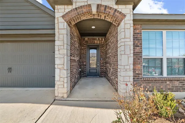 $279,000 | 912 Juneberry Drive, Denton, TX 76207