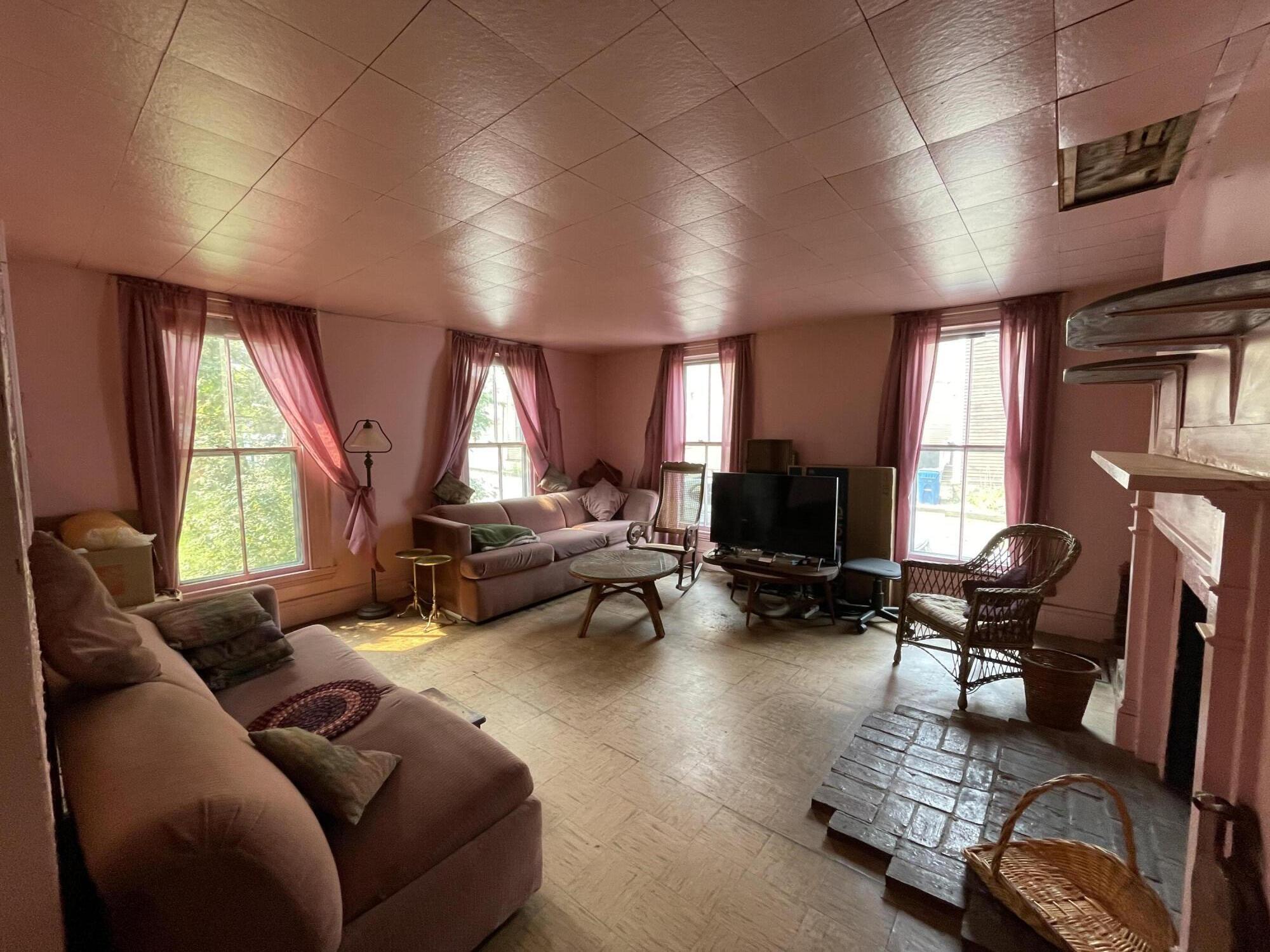 30 Dow Street Portland, ME 04102 - Photo 13 of 52 IMG_6008