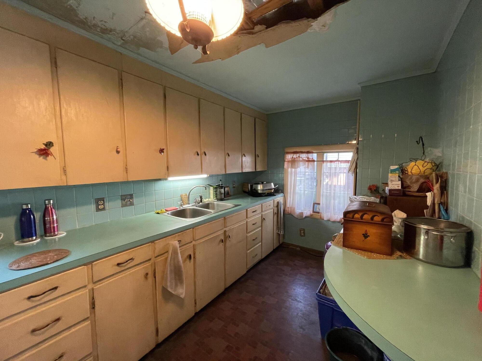 30 Dow Street Portland, ME 04102 - Photo 20 of 52 IMG_5812