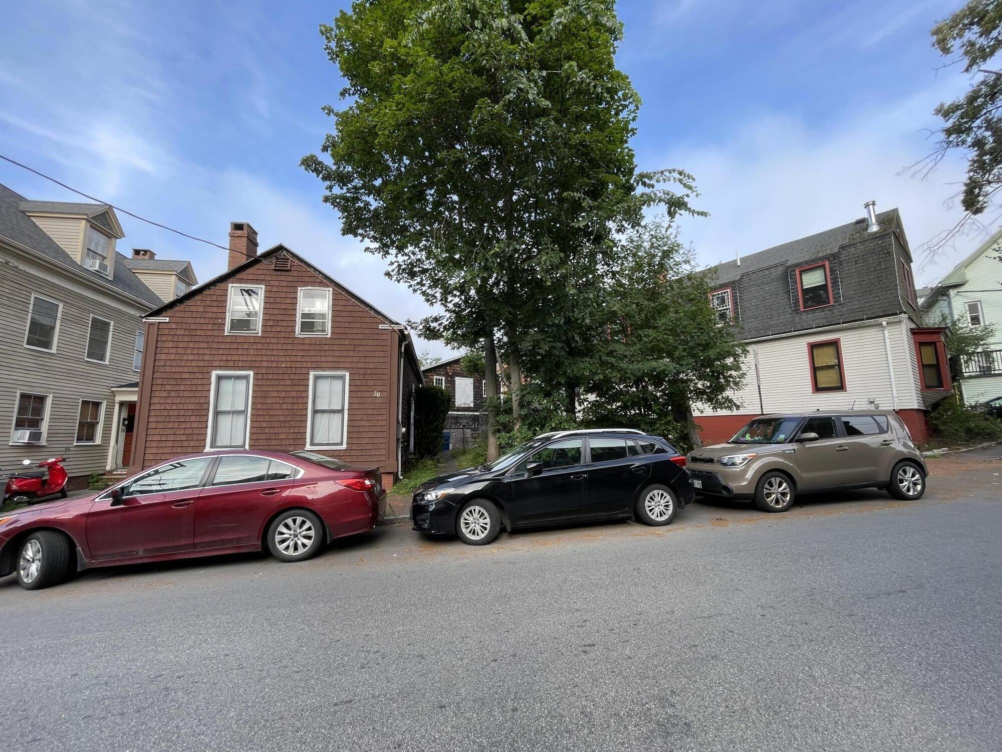 30 Dow Street Portland, ME 04102 - Photo 4 of 52 IMG_5768