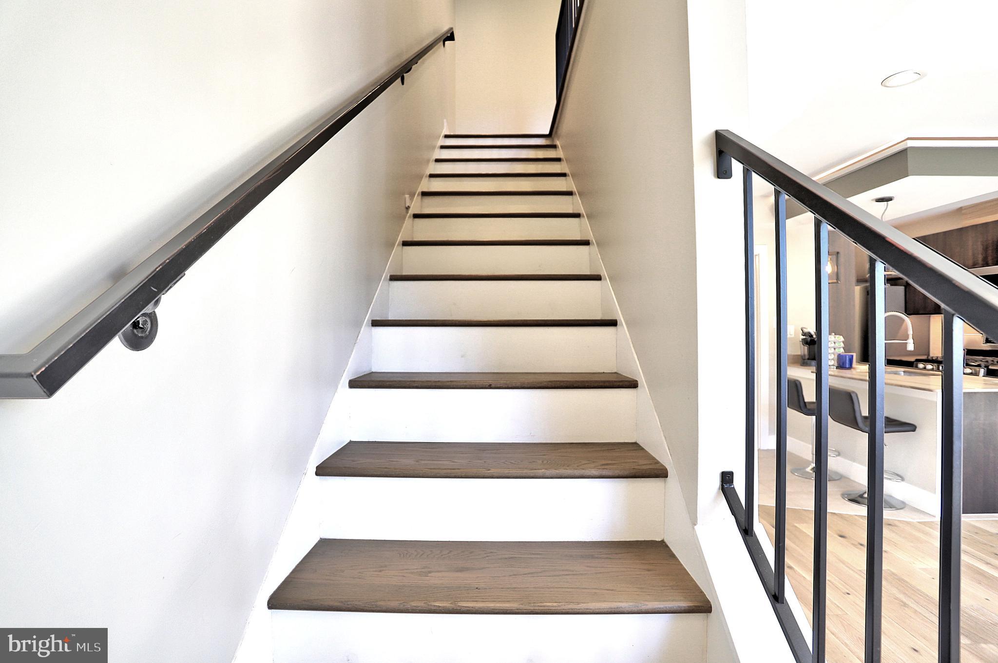 1723 Wisconsin Avenue Northwest, Unit B Washington, DC 20007 - Photo 13 of 20 a view of entryway