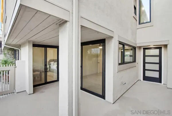 $1,699,000 | 585 South Sierra Avenue, Unit 27, Solana Beach, CA 92075