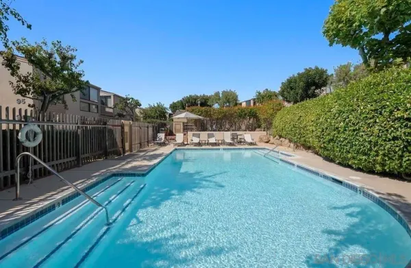 $1,699,000 | 585 South Sierra Avenue, Unit 27, Solana Beach, CA 92075