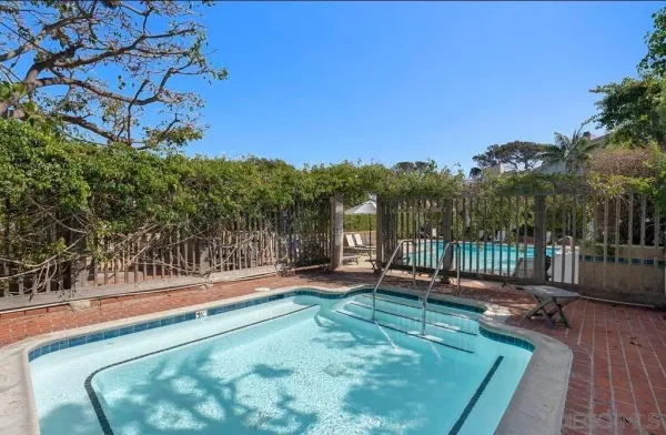 $1,699,000 | 585 South Sierra Avenue, Unit 27, Solana Beach, CA 92075