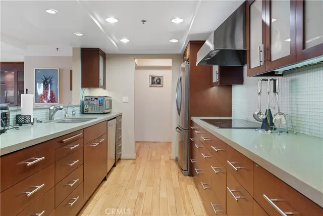 $1,588,000 | 10660 Wilshire Boulevard, Unit 609, Los Angeles, CA 90024