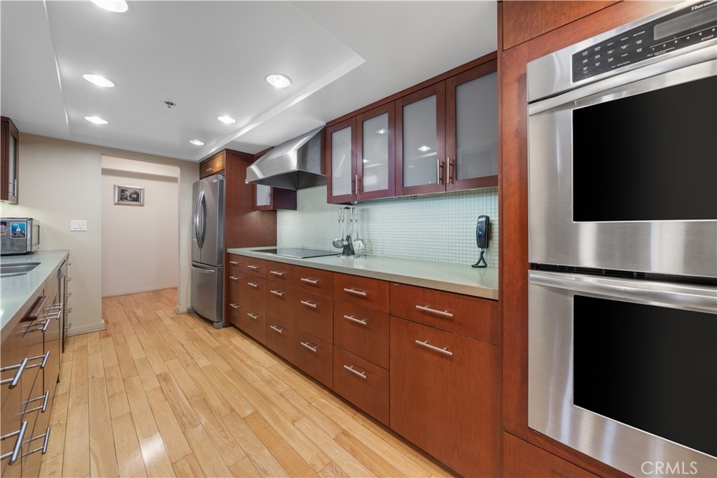 10660 Wilshire Boulevard, Unit 609 Los Angeles, CA 90024 - Photo 9 of 24