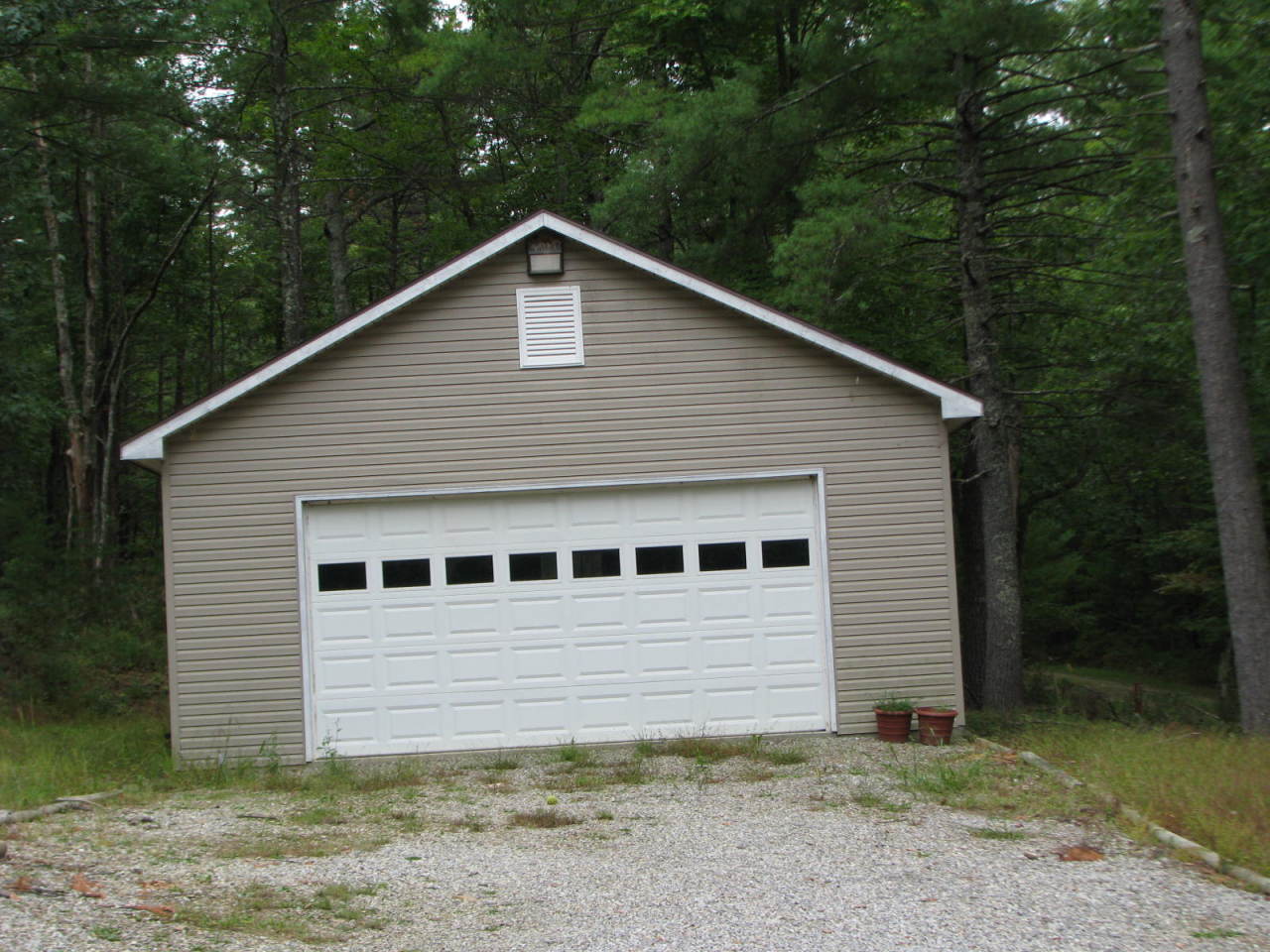 6456 Foxfire Road Blacksburg, VA 24060 - Photo 15 of 16 Detached garage