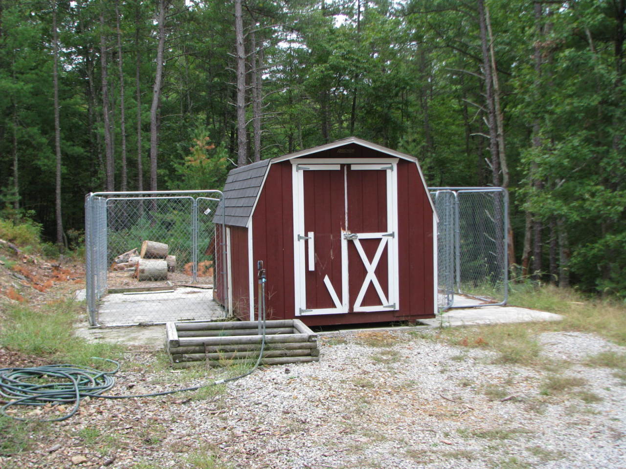 6456 Foxfire Road Blacksburg, VA 24060 - Photo 16 of 16 Kennel