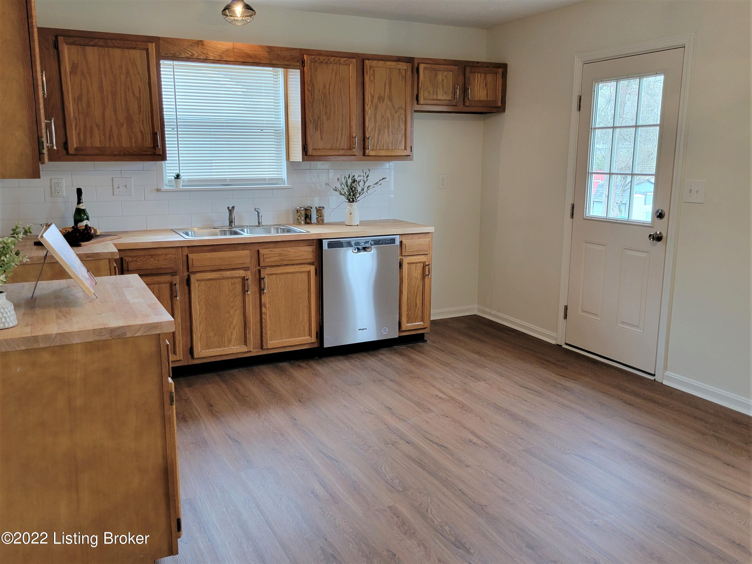 6712 Terry Road Louisville, KY 40258 - Photo 14 of 52 Door to deck in background