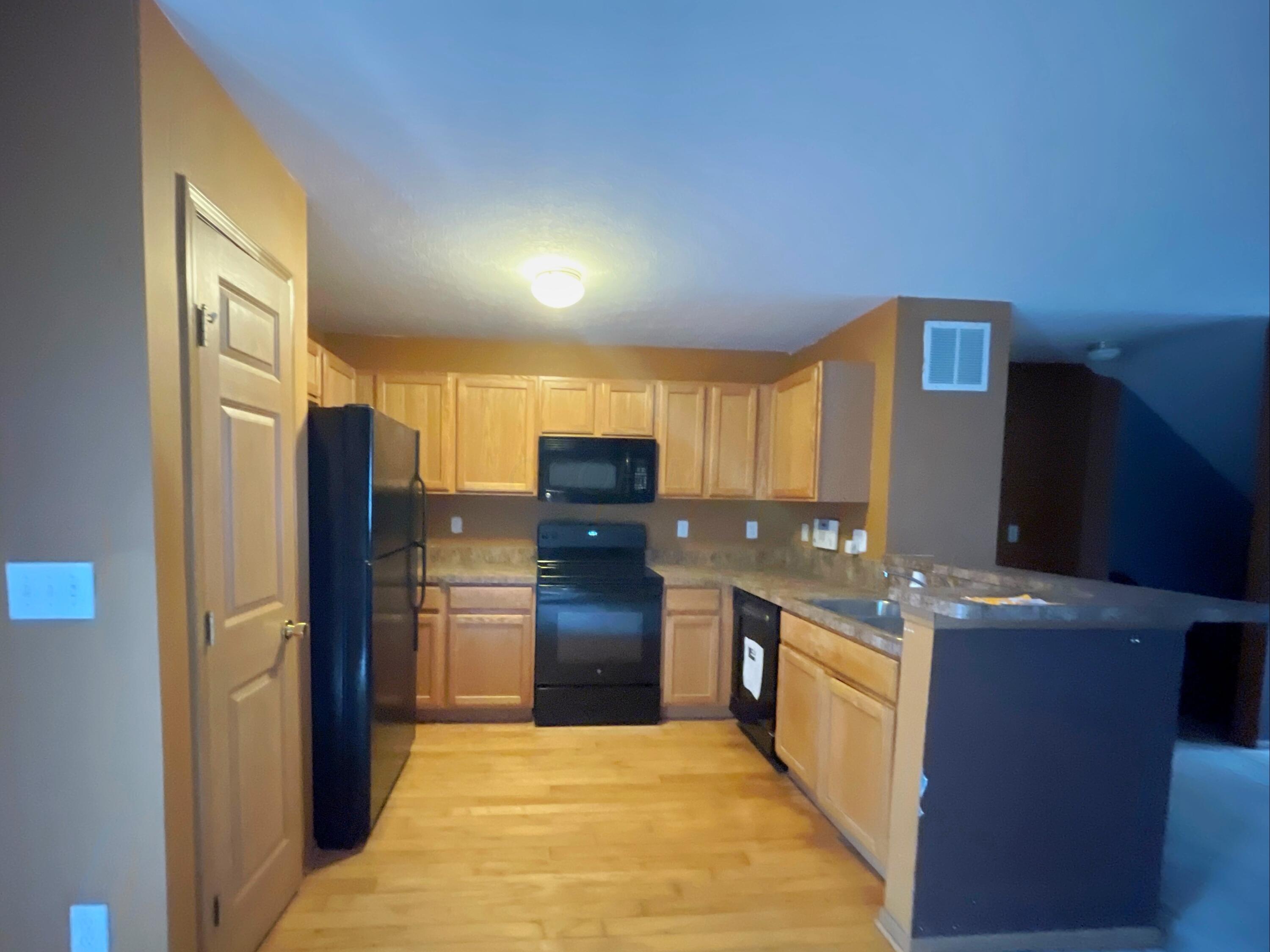 8322 Bruntsfield Road Columbus, OH 43235 - Photo 7 of 14 IMG_1665_inPixio
