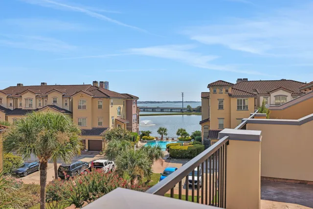 $380,000 | 12 Tassia Lane, Pasadena, TX 77058