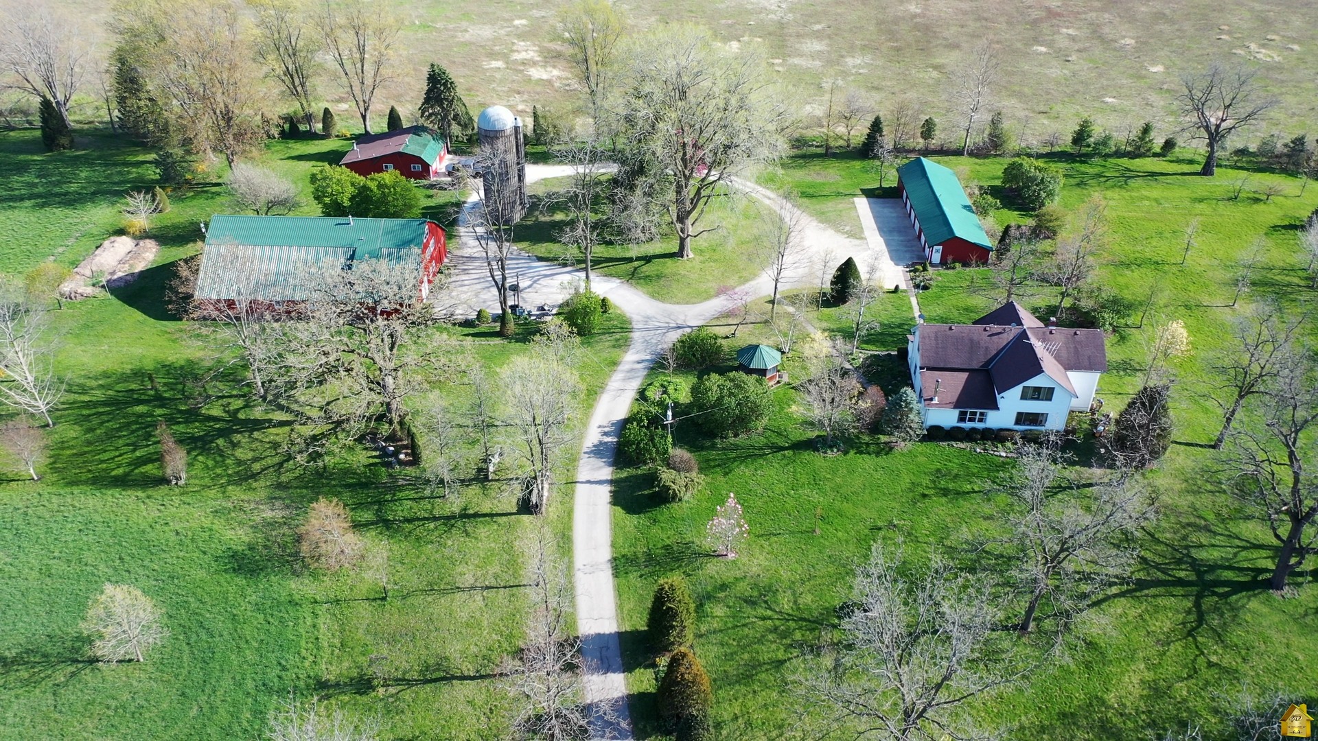 37W793 Binnie Road Dundee, IL 60118 - Photo 2 of 34 a view of a garden with plants and large trees