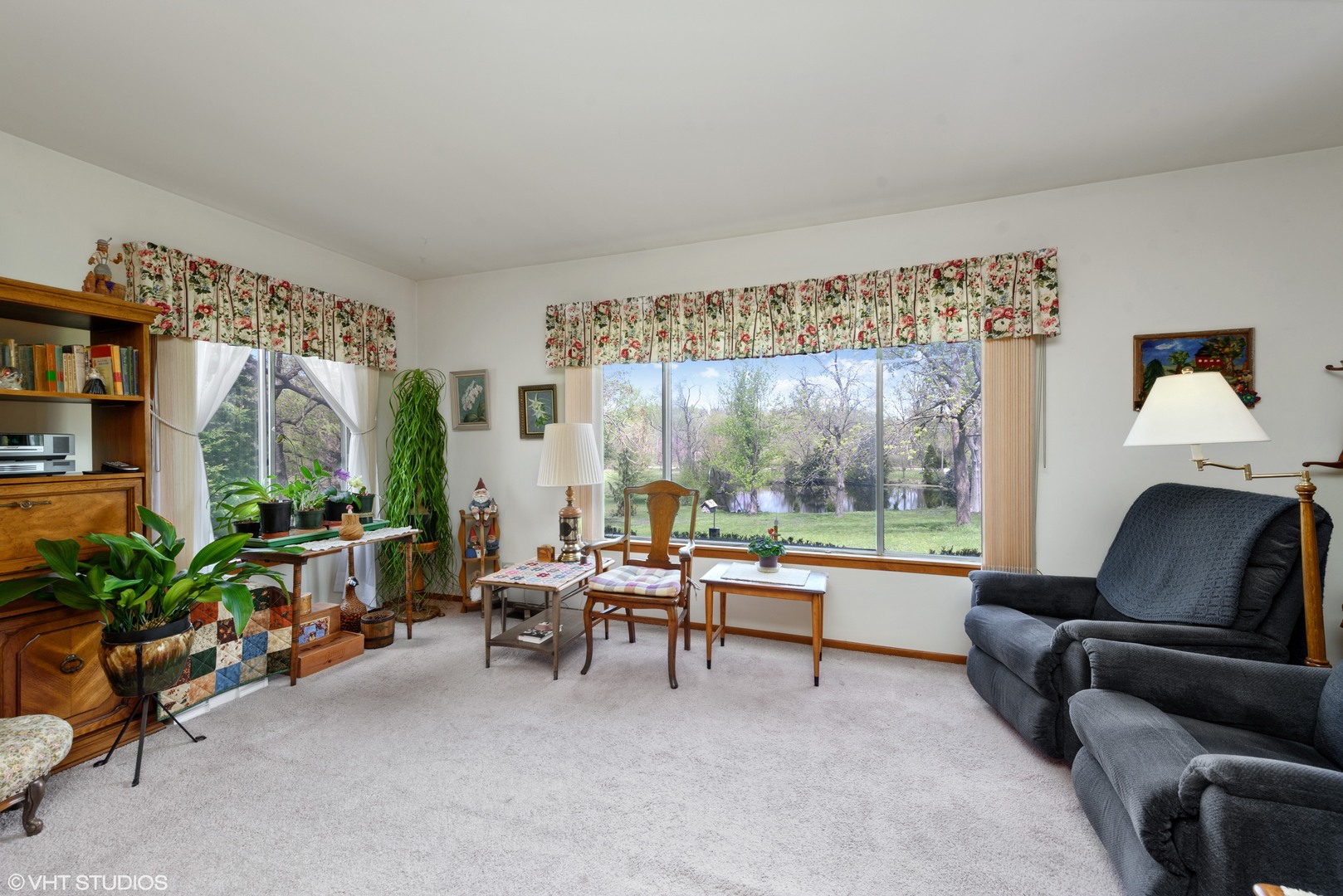 37W793 Binnie Road Dundee, IL 60118 - Photo 13 of 34 a living room with furniture and a large window