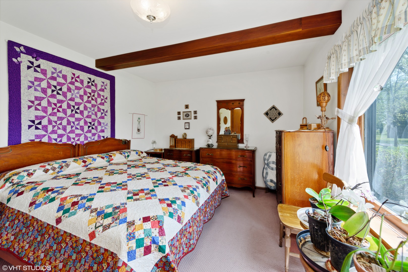 37W793 Binnie Road Dundee, IL 60118 - Photo 17 of 34 a bedroom with a bed and a potted plant