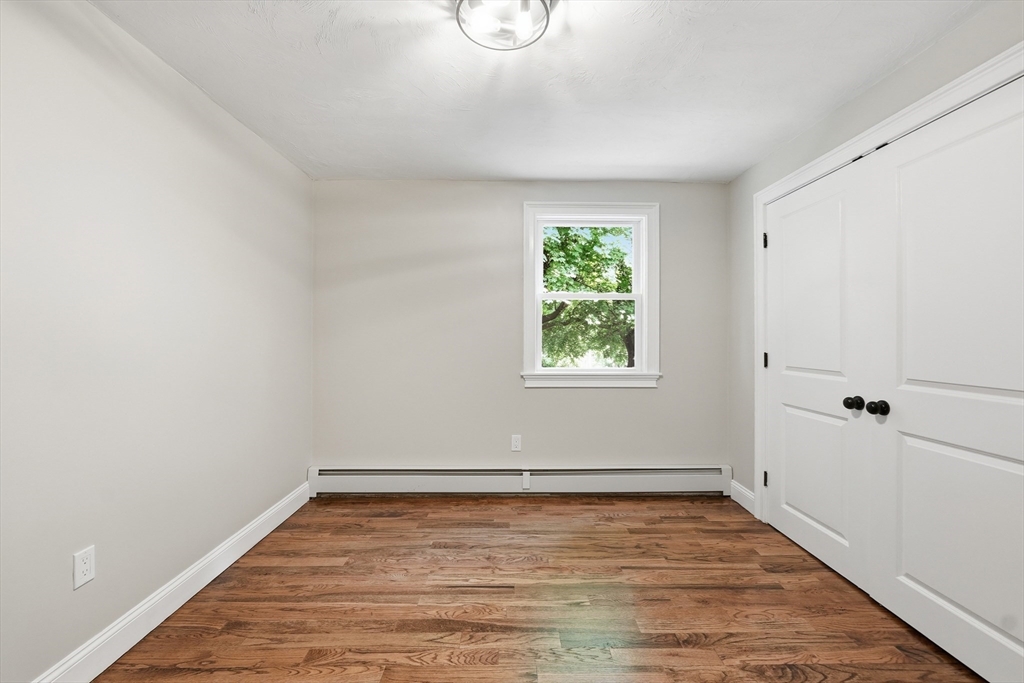 173 Orient Street Worcester, MA 01604 - Photo 15 of 42