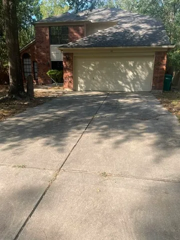 a view of a water fountain