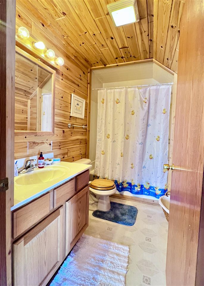 2240 Southwell Road Gladwin, MI 48624 - Photo 25 of 64