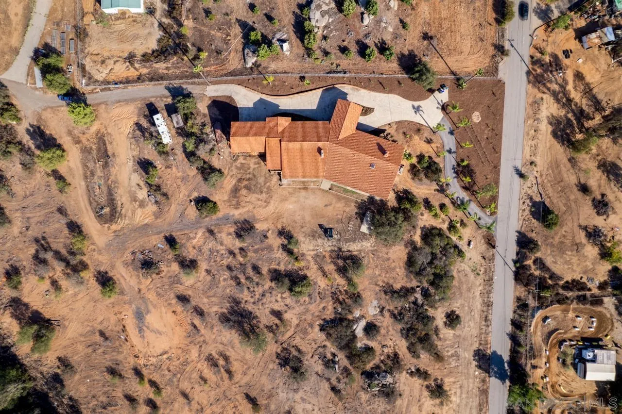 15718 Fruitvale Road Valley Center, CA 92082 - Photo 11 of 49