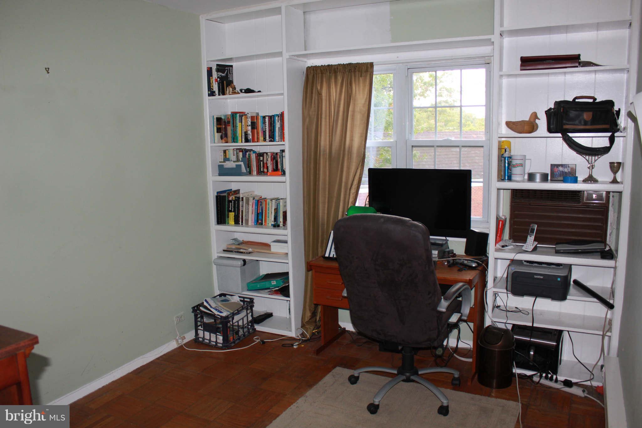 3216 Gunston Road Alexandria, VA 22302 - Photo 19 of 26 Bedroom