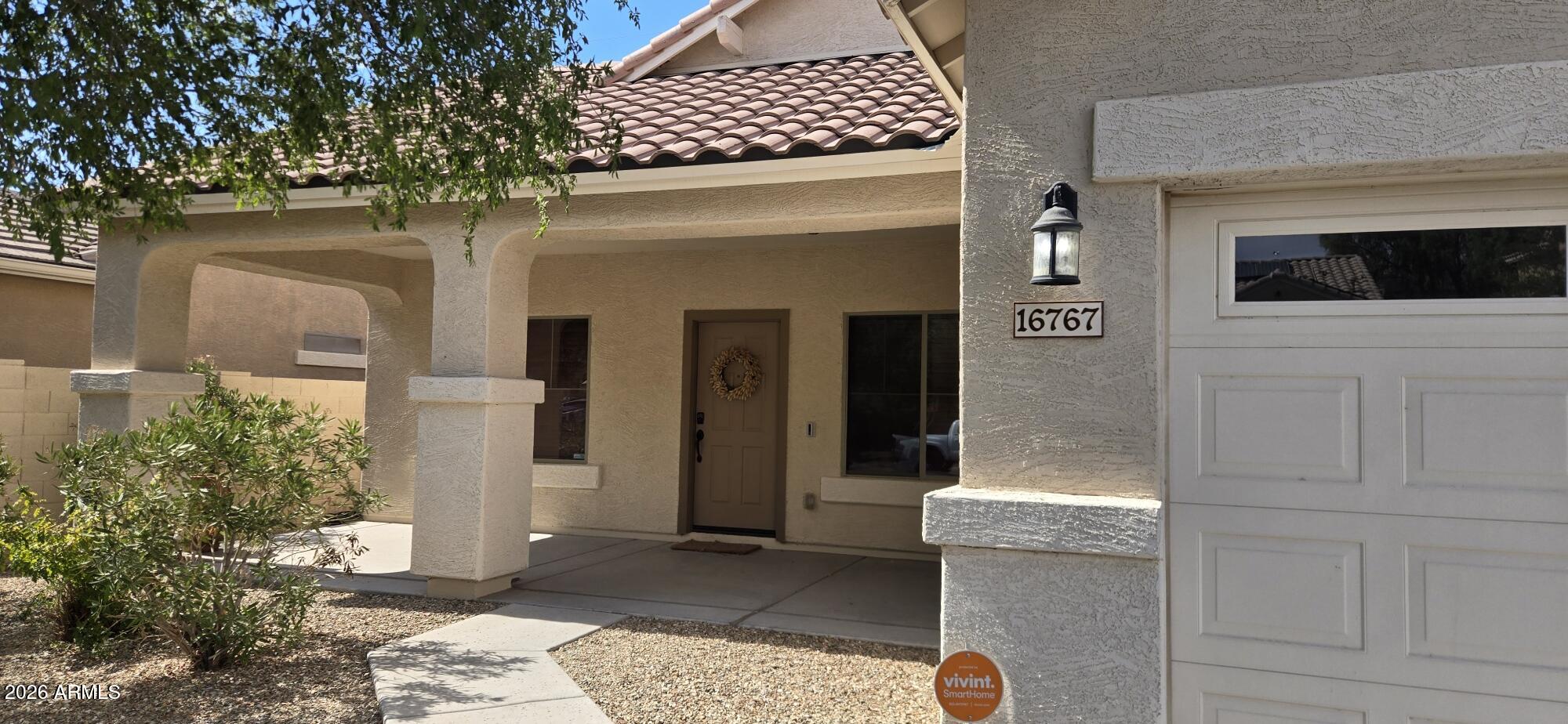 16767 West Rio Vista Lane Goodyear, AZ 85338 - Photo 4 of 43 20260626_091018