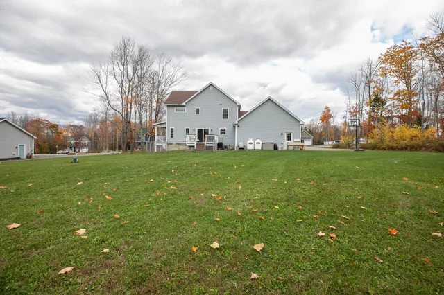 $509,000 | 310 Harvest Lane, Hermon, ME 04401