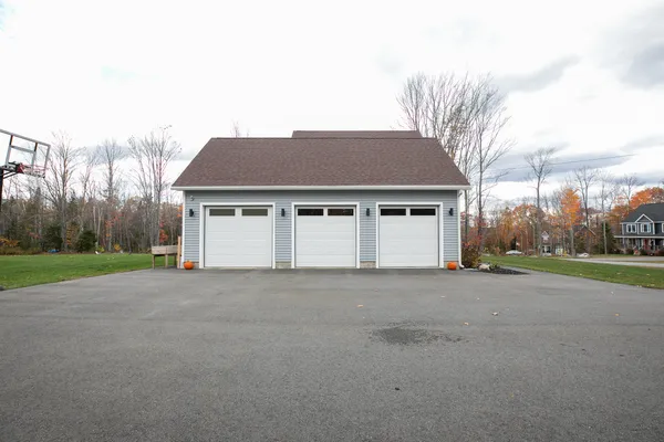 $509,000 | 310 Harvest Lane, Hermon, ME 04401