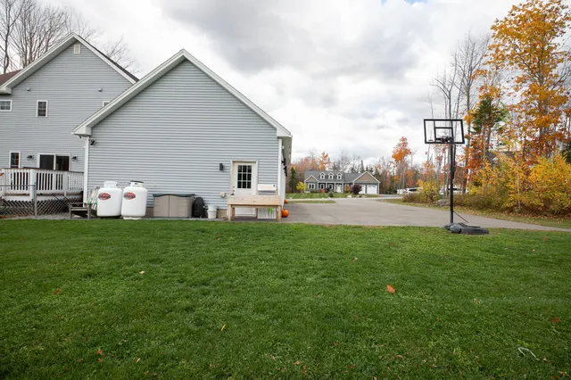 $509,000 | 310 Harvest Lane, Hermon, ME 04401