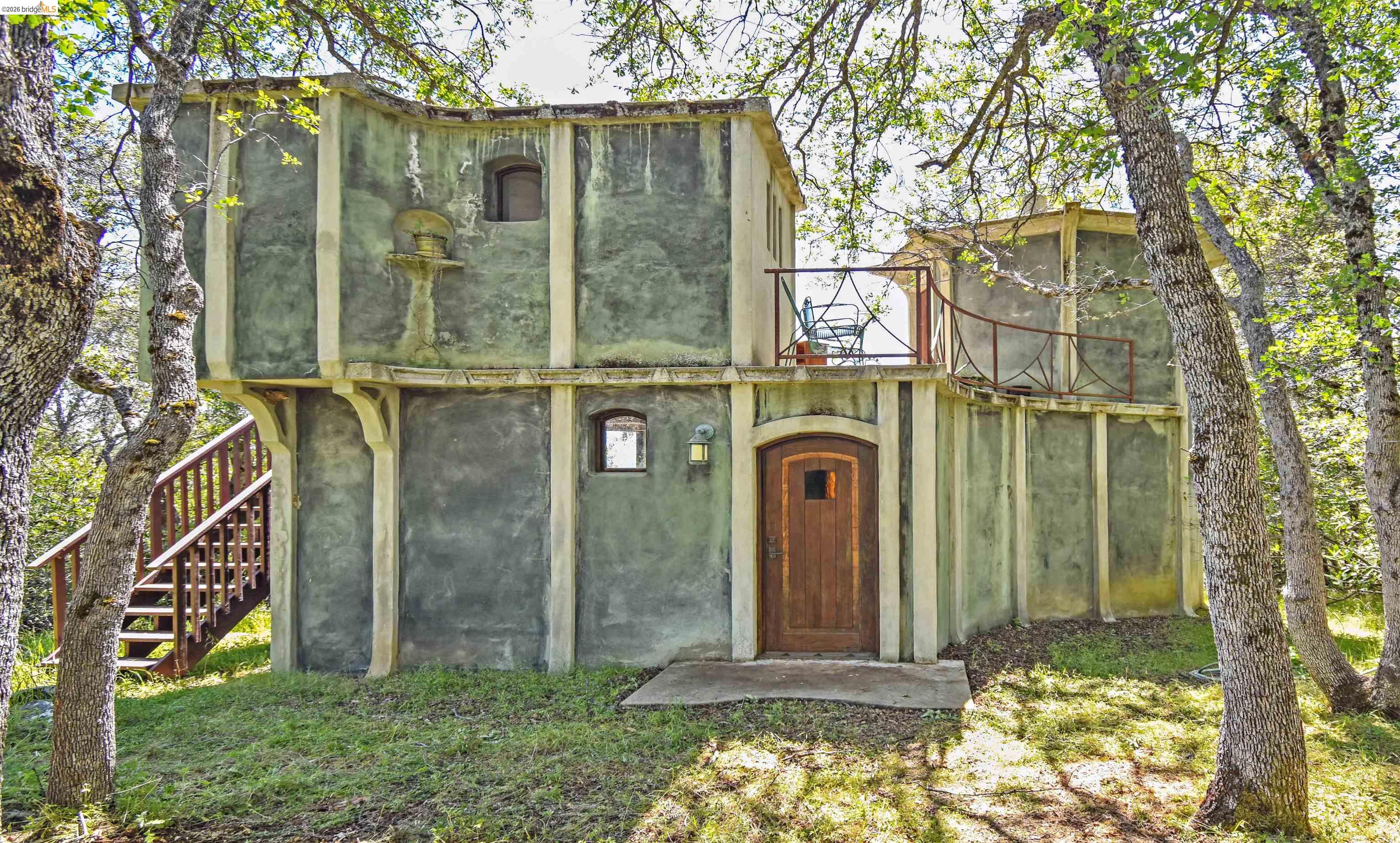 17270 Robin Ridge Road Sonora, CA 95370 - Photo 31 of 60 View of outdoor structure featuring stairs