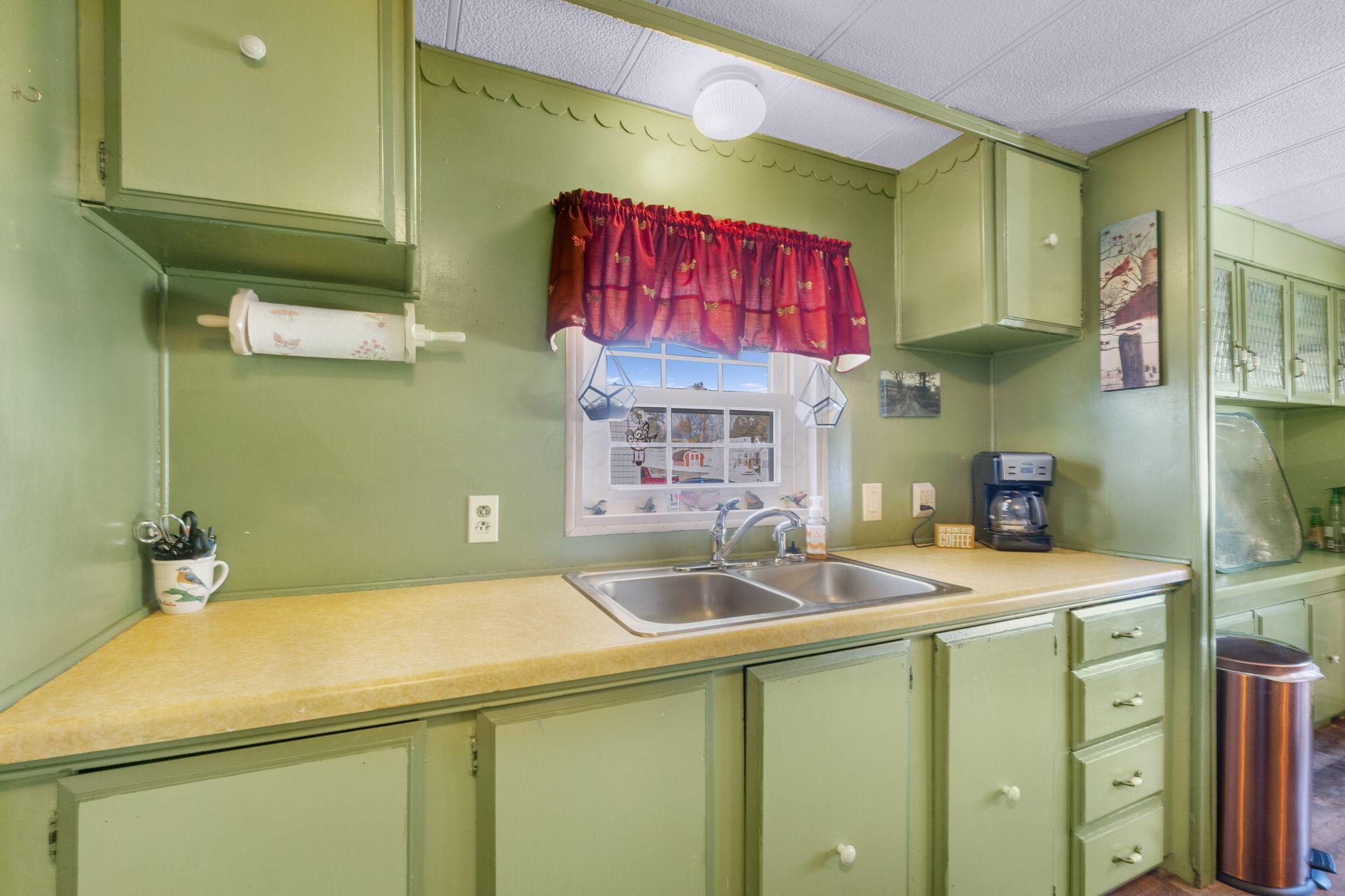 900 Harcourt Road, Unit 14 Mount Vernon, OH 43050 - Photo 29 of 49 900 Harcourt Rd (Interior)-7