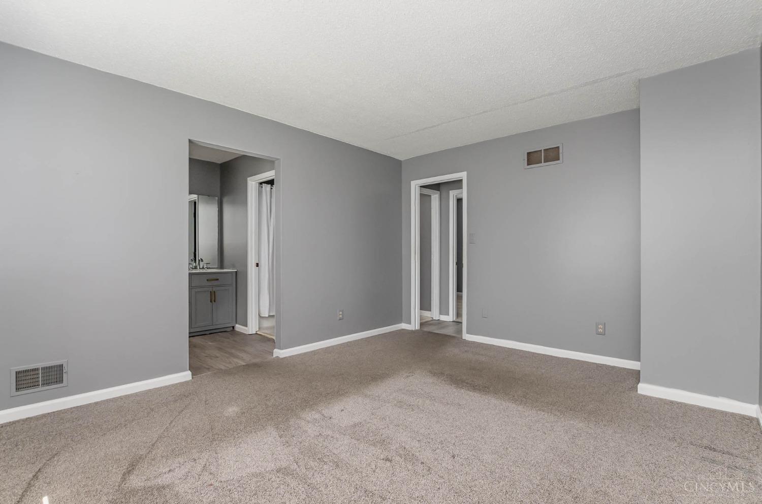 3313 North Bend Road, Unit M Cincinnati, OH 45239 - Photo 14 of 23