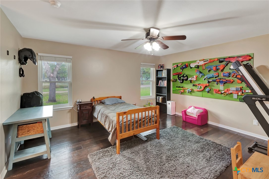 351 Sulphur Creek Road Victoria, TX 77905 - Photo 14 of 28