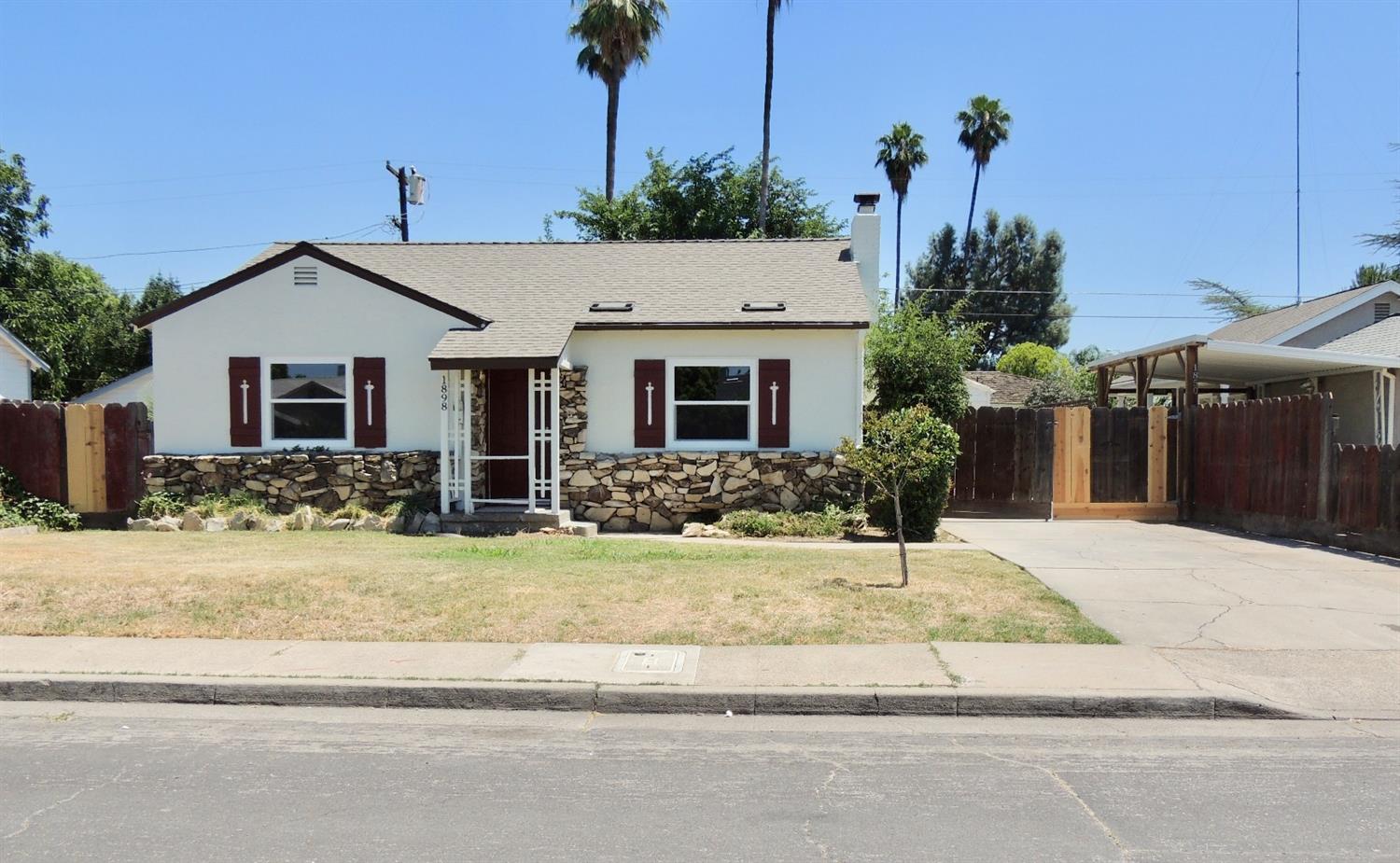 1898 Union Avenue Merced, CA 95340 - Photo 2 of 24 Gallery Image 2
