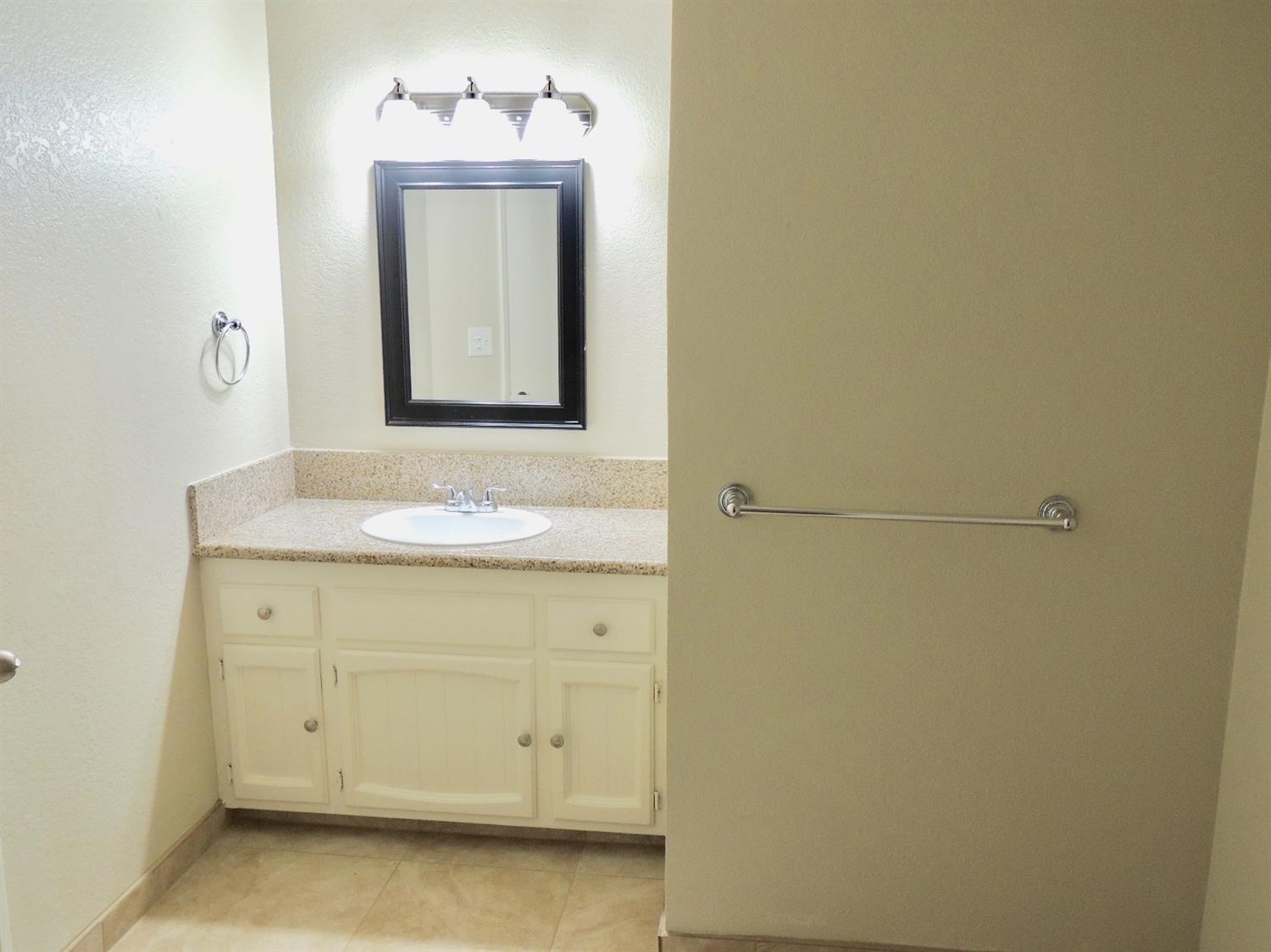 1898 Union Avenue Merced, CA 95340 - Photo 13 of 24 Gallery Image 13
