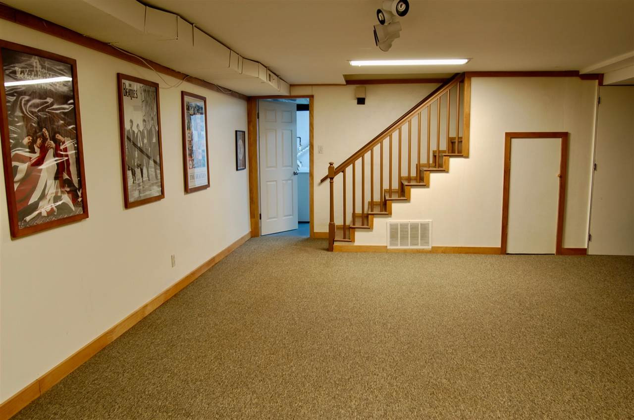 712 Richmond Street Raleigh, NC 27609 - Photo 16 of 23 Basement/Playroom