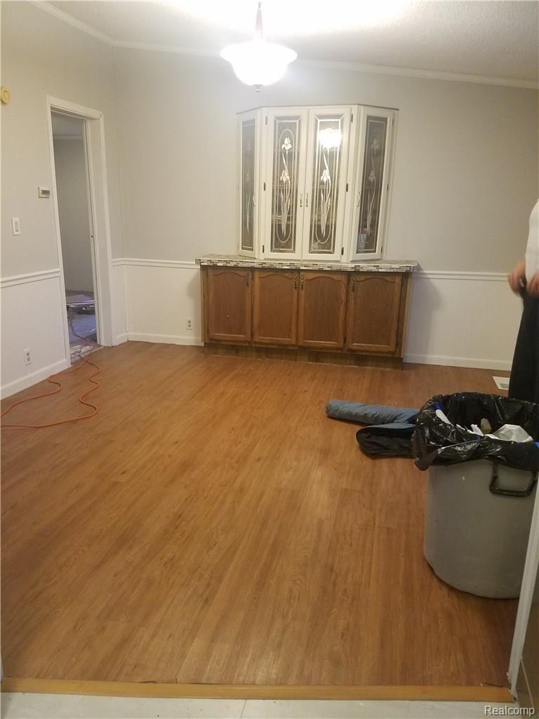 6627 West Lovejoy Road Fowlerville, MI 48836 - Photo 6 of 23 6.jpg