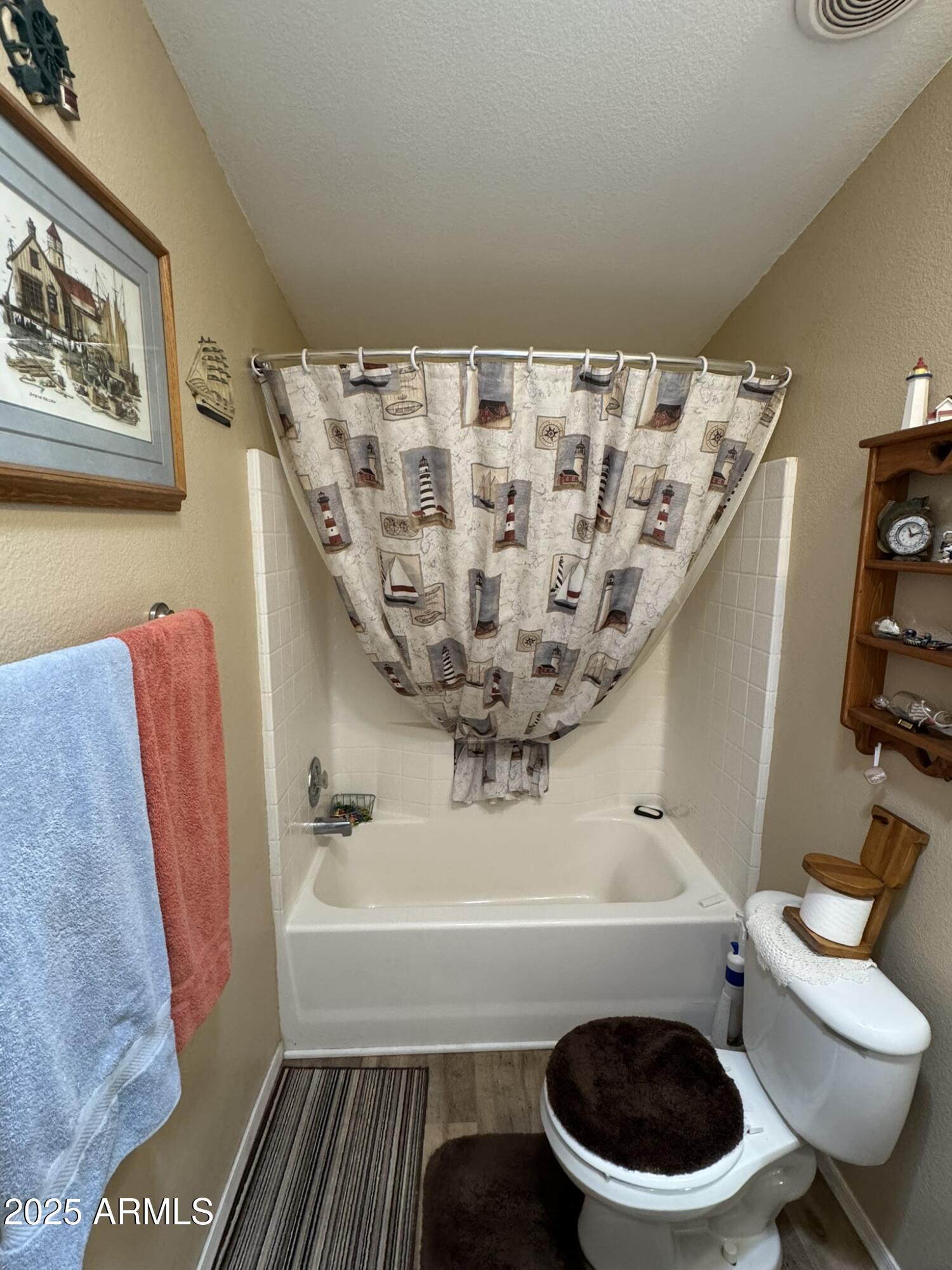 1998 Stagg Run Overgaard, AZ 85933 - Photo 42 of 61 a bathroom with a sink and toilet