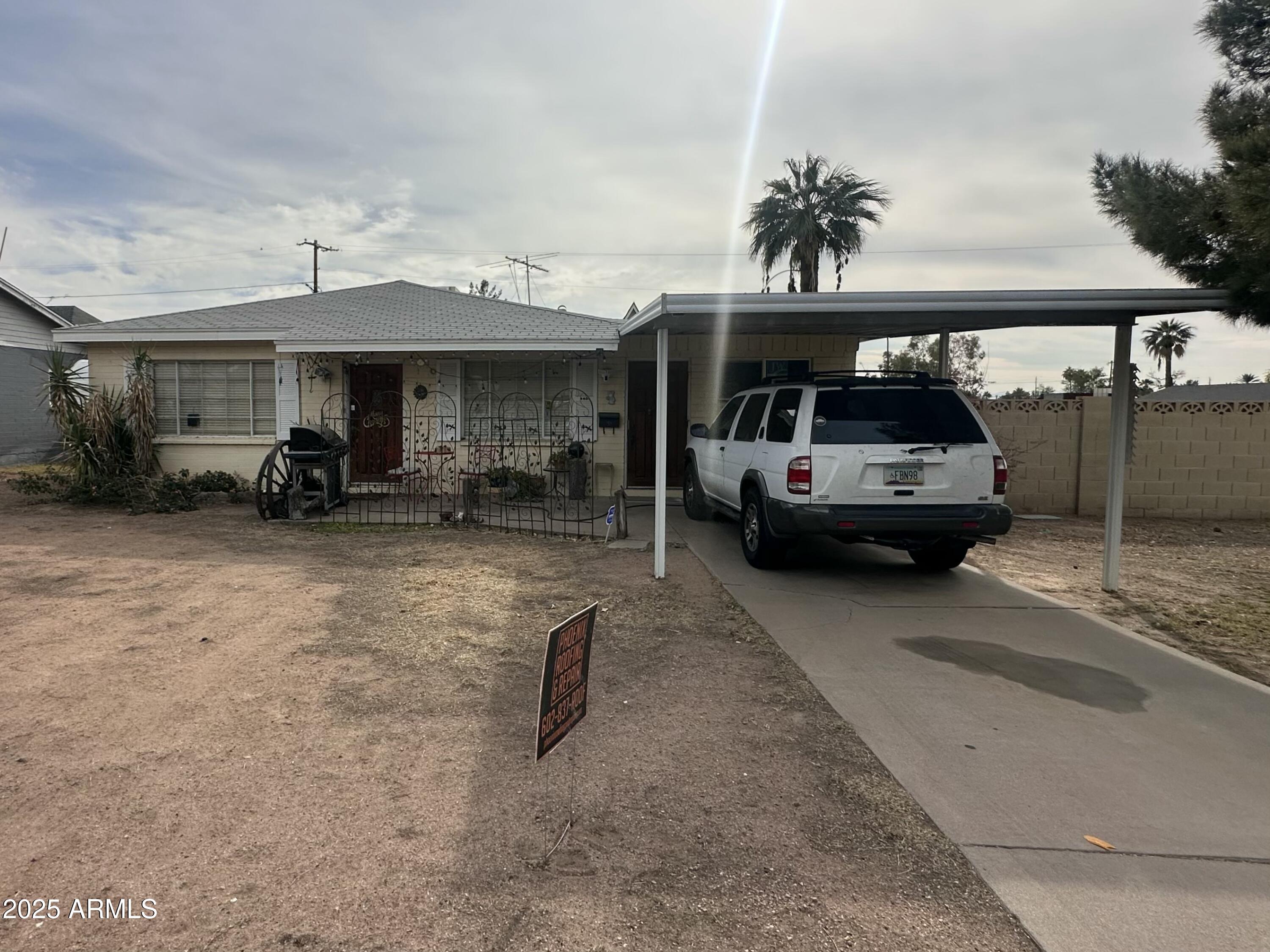 4401 East Roma Avenue Phoenix, AZ 85018 - Photo 1 of 2 IMG_4220