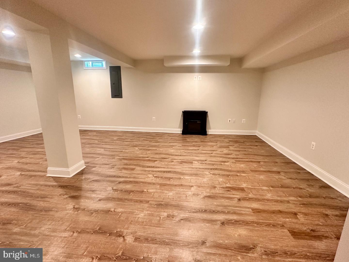 11912 Clover Knoll Road North Potomac, MD 20878 - Photo 14 of 15