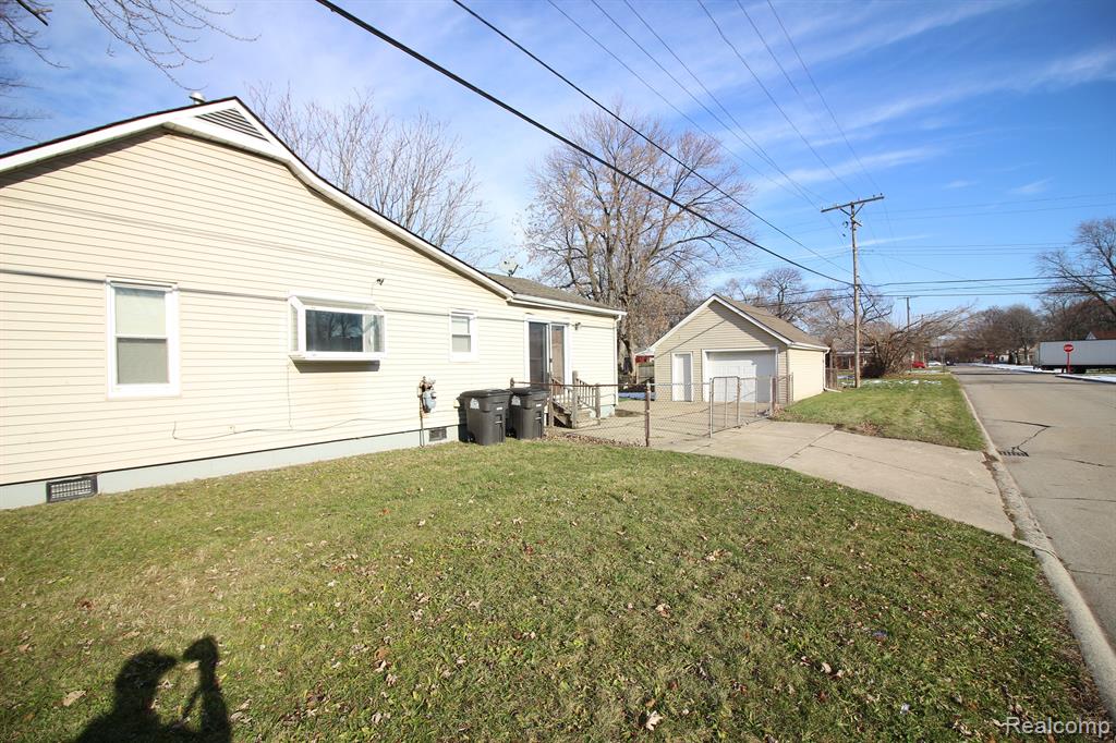 5985 Mayfair Street Taylor, MI 48180 - Photo 2 of 16