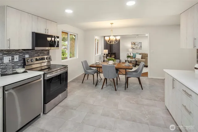 $1,275,000 | 9010 172nd Avenue Northeast, Redmond, WA 98052