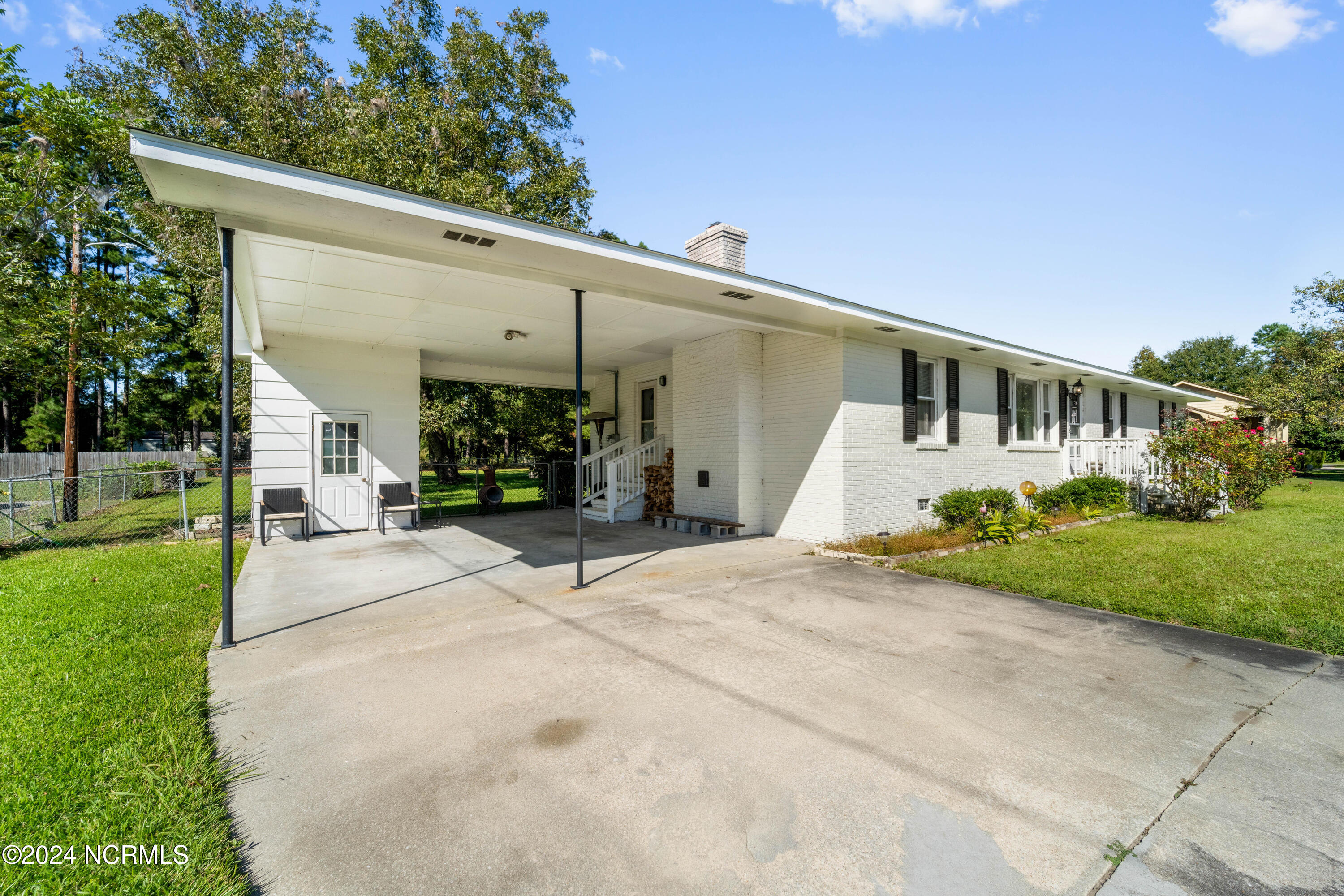 192 Summersill School Road Jacksonville, NC 28540 - Photo 36 of 38 Front